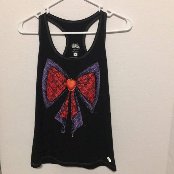 Vawa Threads med athletic tank! Cherry bow - Picture 1 of 4